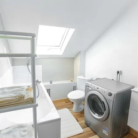 Cosy 1 *